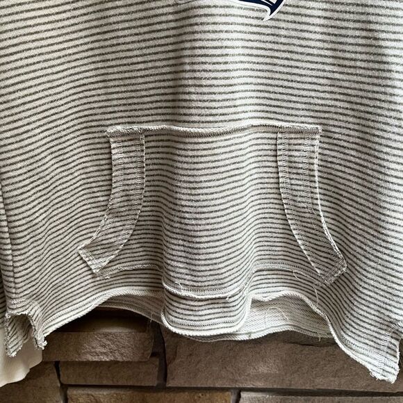 NFL Teens Official Seattle Seahawks Football Hoodie Cream green stripe  XL - Picture 5 of 9